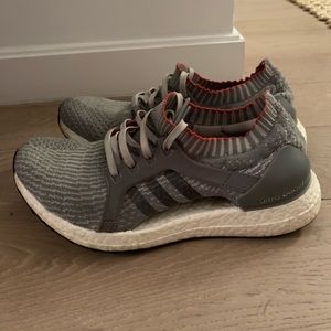 Adidas Ultra Boost Size 6.5